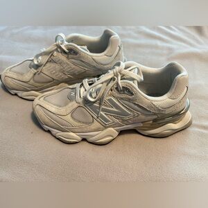 New Balance 9060 W10